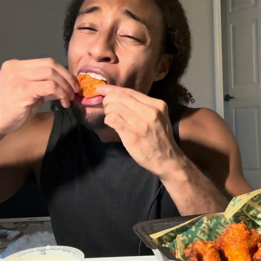 ASMR eating WINGSTOP!