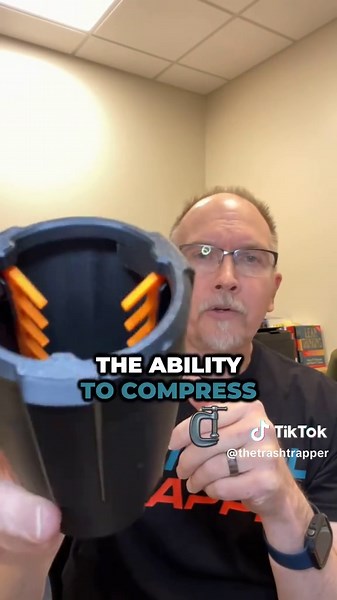 Mini Trash Trapper: Compact and Convenient Cleanup Solution