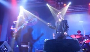 U2 / DEPECHE MODE / THE CURE || Concierto tributo by Neon Collective . 80´s y 90´s show!! - Sábado 30 Octubre 2021 a las 18:00h 🎸🎹 . 🤘 Revive y recuerda en directo las mejores canciones de 3 de las bandas más importantes de los 80, 90 y 2000. . 3 conciertos el mismo día, en el que repasaremos los grandes hits de estas irrepetibles bandas de la mano de los amigos de Neon Collective 27 Ladridos. . Entradas Anticipadas: bit.ly/3x93LYn . Sábado 30 de octubre de 2021 Sala The One (c/ del Bronce 8,