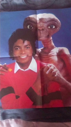 Michael Jackson narrates E.T. MCA 70000 - 1982