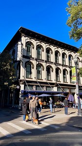 It’s farmers market season! 🌿✨ Knoxville is blooming with fresh produce, handmade goods, and local charm. 🧡 Check with each farmers market to make sure they are in season! Here’s a list: 🥬 Market Square Farmers Market, Wednesdays & Saturdays 🥬 New Harvest Farmers Market, Thursdays 🥬 Ebenezer Road Farmers Market, Tuesdays 🥬 Dixie Lee Farmers Market, Saturdays 🥬 Eastside Sunday Market, Sundays #KnoxRocks #FarmersMarket #MarketSquare #KnoxvilleFarmersMarkets | Visit Knoxville
