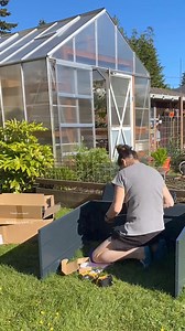 8.8K views · 779 reactions | 華Elevate your garden setup with Vego's Modern Series Garden Beds! Built to last longer with commercial grade steel and a sturdy double-walled design, perfect for the modern gardener! ⌛Assemble with ease and add to your garden setup in just 20 minutes. | Vego Garden | Facebook