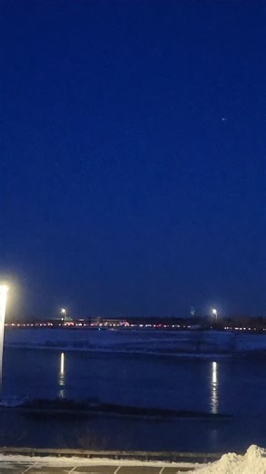 AMCCANN71 | #uap #uas #ufo multiple flight path violations.. 1/22/25 630 am | Instagram