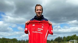 Harry Kane delighted with worldwide sales of Leyton Orient shirt he sponsors
