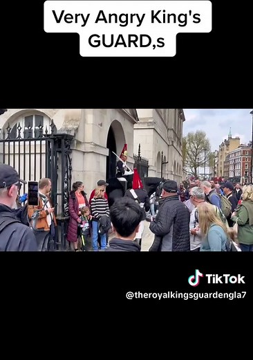 Angry Royal King's Guards Shout at Crowd | Horse Guards Parade