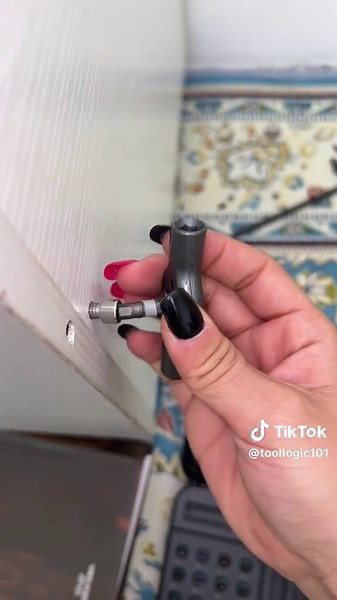 El poder de la precisión en tus manos.#screwdriverkit #corteperfecto #tools #tiktokshopblackfriday #tiktokshopcybermonday