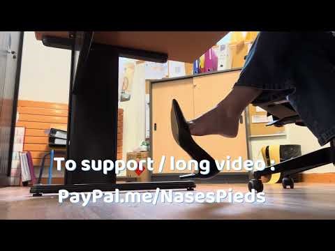 DANGLING SHOEPLAY AT WORK