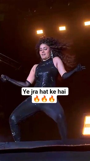 🚨 Sunidhi Chauhan Set The Stage On Fire With Crazy Kiya Re! 🔥💃 #shorts
