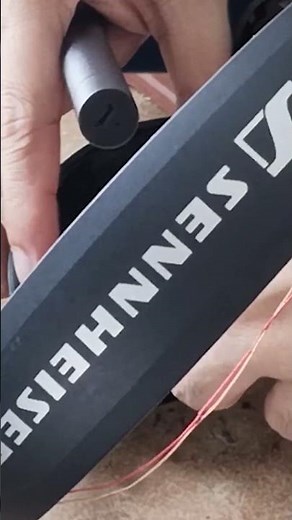 Make your own wireless headset from a wired headphone | DIY, Mod