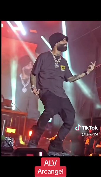 Disfrute de Arcangel en un Concierto ALV 2024