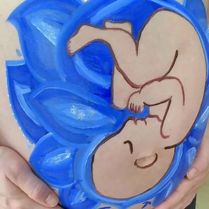 Learn how to identify your baby’s position with Belly Mapping: bit.ly/SpB-BM 📷: Uma doula para chamar de minha - Claudia Munhoz | Spinning Babies