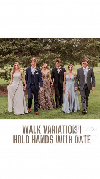Prom group pose ideas - prom mini sessions . . . . #prom #prom2023 #promminis #promposes #promgroup #promdress #promseason #seniorphotographysession #seniorphotography #seniorphotographer