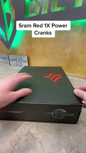 This road bike power meter is insane!!#roadbike #bikelife #bikeshop