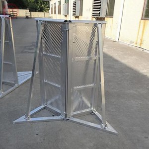 [Hot Item] High Quality Security Barrier Traffic Safety Concert Crowd Control Barrier