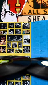 THE BEATLES - ANTHOLOGY COLLECTION & ANTHOLOGY 4 enfin disponible ! Beatles Anthology, c’est l’histoire des Beatles. Cette série documentaire diffusée en 1995 sera de retour sur Disney . Afin d’accompagner la série, le coffrets 12LP et 8CD Beatles Anthology réunissent les 3 volumes précédemment sorti avec l’ajout d’un 4ème volume inédit de 36 titres dont 13 jamais publiés et 17 tirés des éditions Super Deluxe. 🎸 Au total 191 titres, outtakes, demos, live qui montre le développement musical des