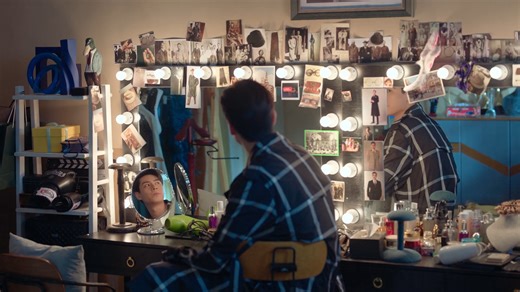 4.3K views · 60 reactions | The bad guys installed surveillance cameras in the men's locker room Drama：超时空罗曼史 See You Again #chinesedrama #hotdrama #超时空罗曼史 #SeeYouAgain | 热剧联播 | Facebook