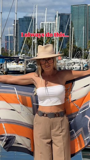 Would you try this style? Here’s a stylish halter top you can easily make from a large scarf! Start by placing the scarf behind your back, then bring both ends to the front under your arms. Tie the upper corners in a simple knot, twist them, and secure them around your neck. With the remaining two ends, use one to cover your chest and tuck it neatly underneath, then drape the other gracefully in front for a chic finish. What’s your take? #diyfashion #diytop #scarfstyling | Blonde Beach Vibes