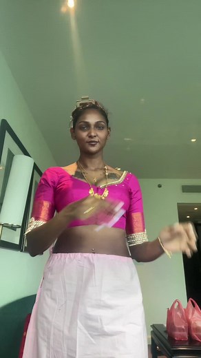 Stunning Indian Saree Outfits by Agnes Shoba