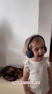 Notre grand garçon s'éclate sur la plage ! ☀️🌊 Les vagues, le sable et un été inoubliable. Que demander de plus ? #vacances #été #plage | Happy Breizh Family