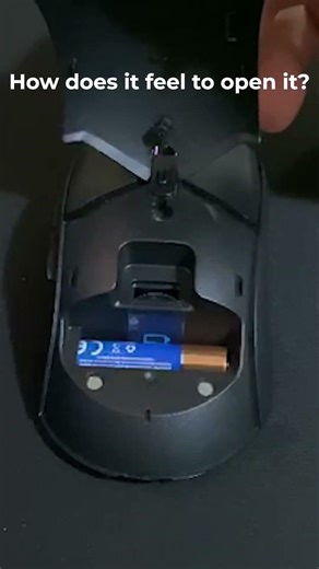 How does it feel to open the HyperX mouse? #hyperx #mouse #porsche