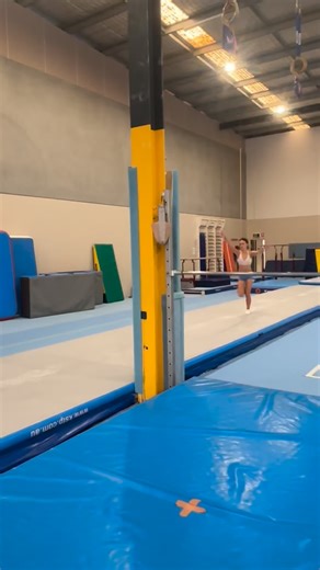 Xian on Instagram: "🤸🏼‍♀️ 🤸🏼‍♀️🤸🏼‍♀️ @kachan_school_of_tumbling #gymnastics #tumbling #instagood"