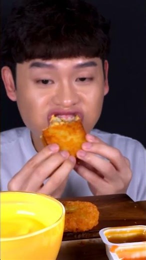 Hash Browns Eating Sound