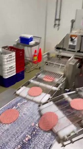 ❄️❄️❄️Les presentamos al IQF (Individual Quick Frozen) ❄️❄️❄️ 🥩es un proceso de #congelamiento individual RÁPIDO ⏩ el cual permite que la formación de #cristales ❄️ sea pequeña. Esto permite un menor impacto en la carne 🥩 al momento de cocinarse 🔥🔥🔥 . . . #plantaprocesadora #inocuidadalimentaria #iqf #frozenfood #frozenmeat #congelado #foodsafety #CarneDelCorral #FamiliaDelCorral #equipo #DelCorral #desde1988 #expertosencarnes #somoslocales #siguatepeque #honduras #orgullohondureño | Del Co