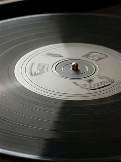 Arestangga - Wake Up Hi I'M Arest. I'm a songwriter and arrange all my own songs from all my life experiences that i always write, and now i want to share my writing with all of you in a different way, with a song that you can enjoy You can visit my YouTube channel and listen to my song there,