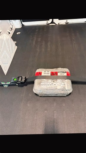 Expedited freight. 📦￼￼#cargovanbusiness #apexde #expeditedfreight #cargo #freight