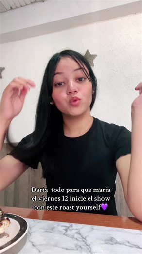 Maria Becerra y el Roast Yourself Challenge