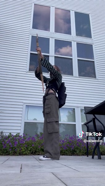 Explorando Arquería Tradicional y Una Sorpresa Canina