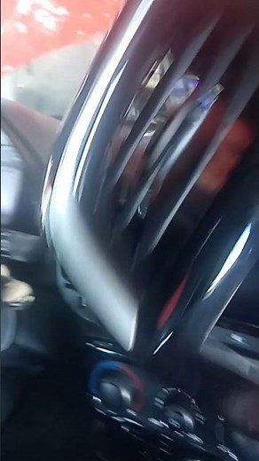 How to remove a RAM/Dodge stereo