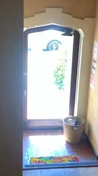 A rare look inside actress Rebecca Schaeffer’s apt building. #truecrime #rebeccaschaeffer