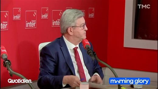 “La République, c’est moi” et le doigt d’honneur, c’est aussi lui ! 🖕 Jean-Luc Mélenchon s'en prend (encore) à un journaliste du service public. ❌ La violence verbale est devenue la marque de fabrique de La France Insoumise, on a beau le savoir, on a toujours du mal à s'y habituer... | Loïc Guilpain