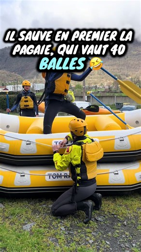 Avec Tom, on ne sait jamais si on est en plein briefing de sécurité ou au théâtre 🤪 Ça illustre surtout que les consignes, même si elles sont très importantes et toujours écoutées avec une grande attention, peuvent être données avec humour 😁 #briefing #brief #sécurité #safety #rafting