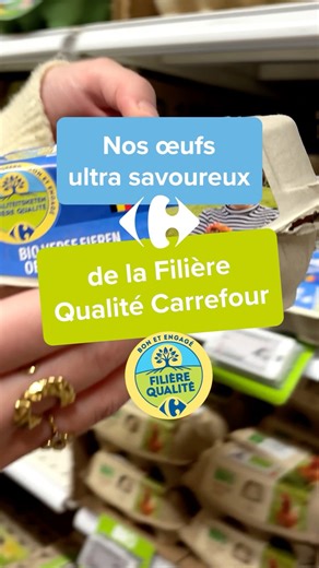 🥚🌿 Des œufs bio, 100% belges et engagés. À Durbuy, Cristina et son équipe élèvent en plein air les poules qui pondent nos œufs Filière Qualité Carrefour. 🇧🇪 ✔️ Nourries sans OGM (