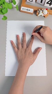2.4M views · 11K reactions | Use your palm to draw a three-dimensional autumn tree.  #fblifestyle #crafts #papercrafts | Art, Crafts and Journals | Facebook