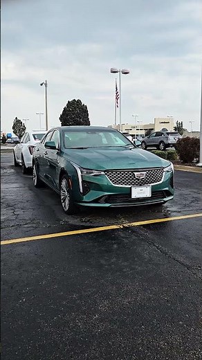 Cadillac CT4 in Typhoon Metallic 💚