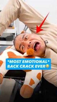 HIS BACK HASNT CRACKED IN 5 YEARS‼️😳 #chiropractic #backpain #neckpain #trending