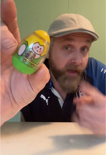 Exploring Weebles: The 70s Toy That Wobbles and Stays Up