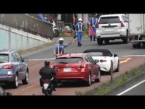 【警察密着24時】法定30キロ原付バイクが速度違反と追い越し車線走行しダブルパンチで警察に捕まる瞬間5連発！
