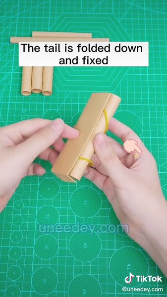 Easiest Way to DIY Spider-Man Web Shooter #spiderman #webshooter #DIYToys#spidermancosplay