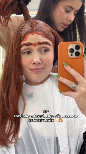 Natalin Moura on Instagram: "Meus problemas todos desaparecendo quando eu retoco a raiz 🤣💅🏻 #ruivosdobrasil #ruivas #reelsinstagram"