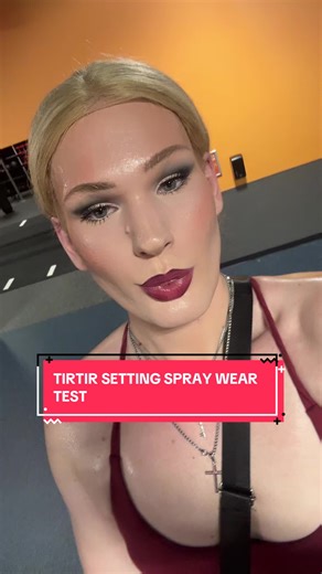 @TIRTIR Inc. Mask fit setting spray is gym proof