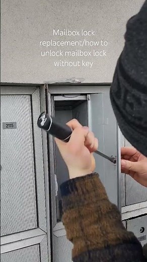 How To Replace Mailbox Lock. How To Unlock Mailbox Lock Without 🔑 #mailbox #mailboxlock #security