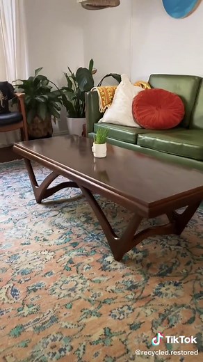 I can’t get over it 👄 #fypシ #vintage #restoration #refinish #vintagefurniture #furnitureflip #imsointoyou