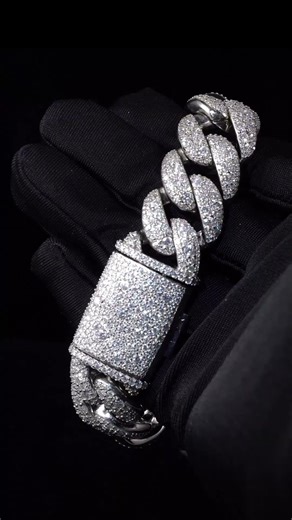 This Cuban Link Bracelet Is Pure Ice #icedoutchain