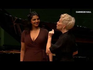 Joyce DiDonato Master Classes 2022: Verdi’s “Caro nome che il mio cor” from “Rigoletto”