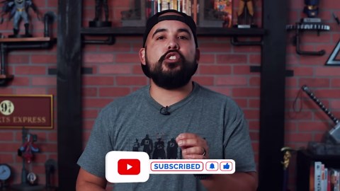 Bruce Banner turns the Hulk into a starship