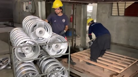 The Making of Luxury Car Alloy Wheels | Full Manufacturing Journey